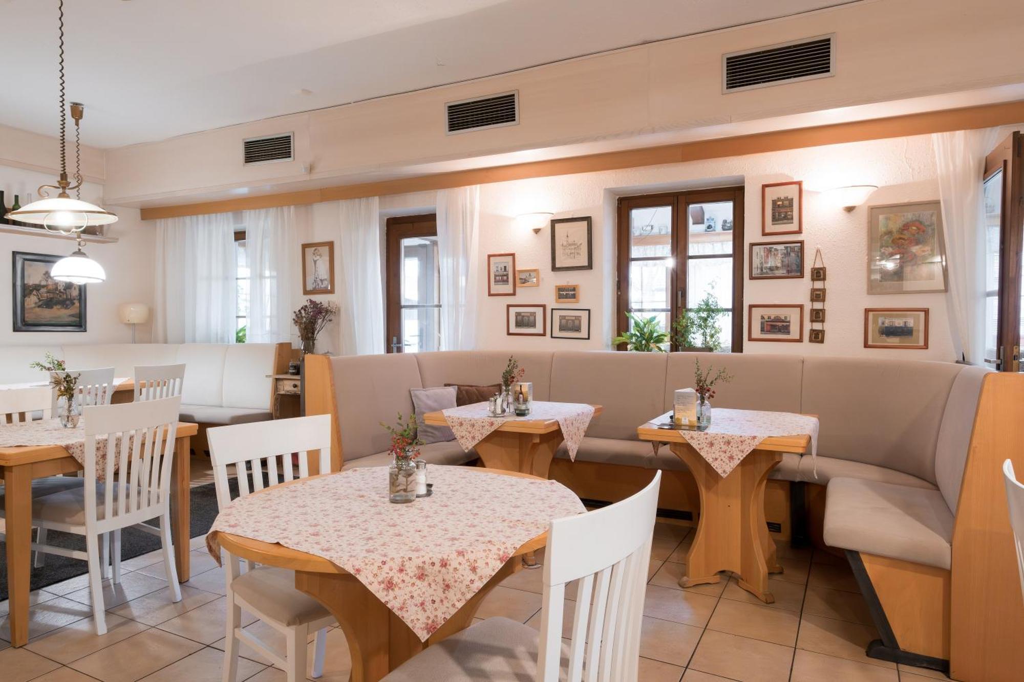 Hotel Maxant Frymburk