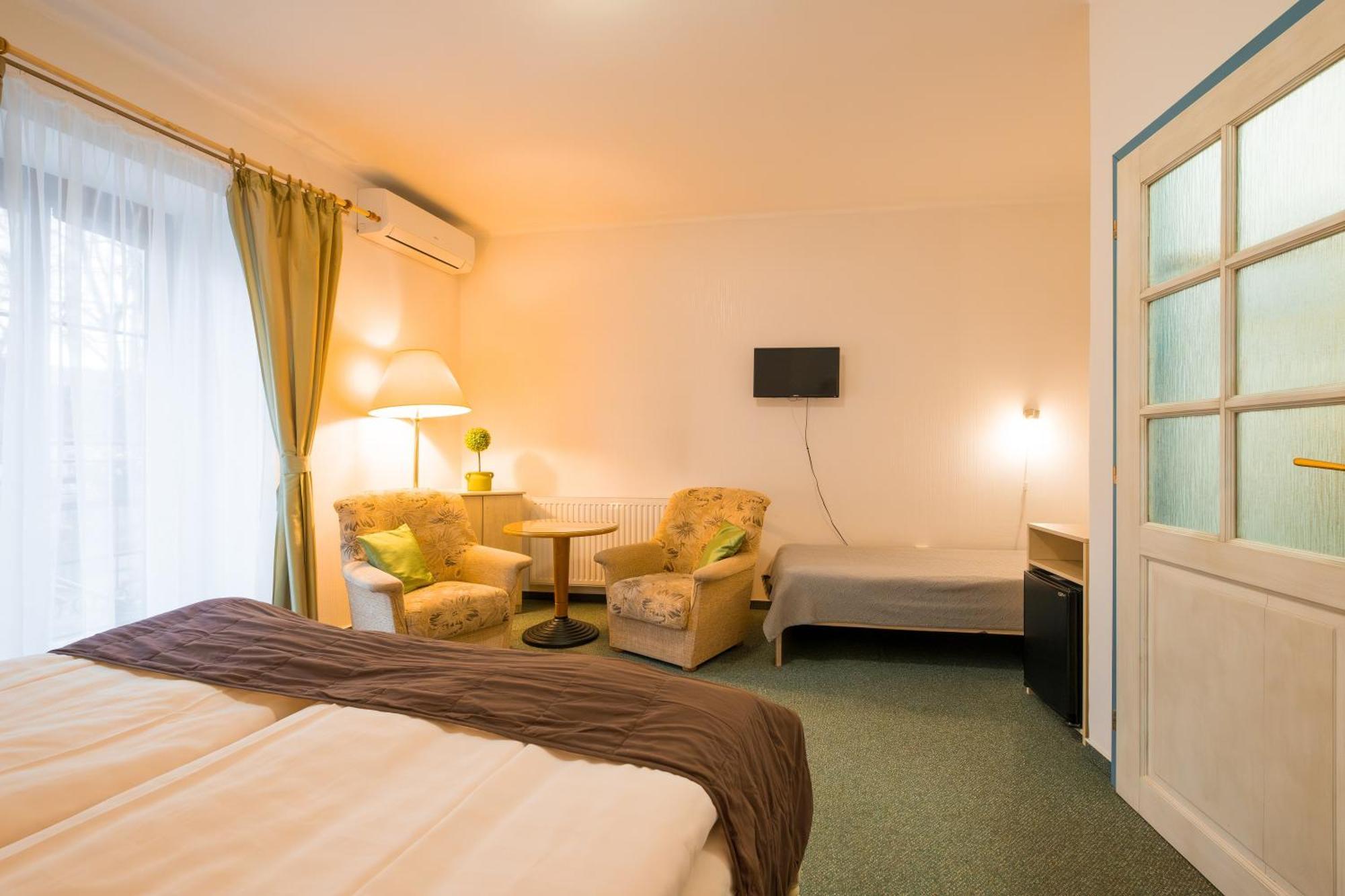 Maxant 3* Фримбурк
